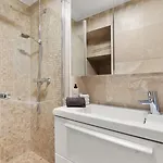 Spacious 5-bedroom In The Middle Of Majorstua أوسلو