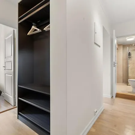 Spacious 5-bedroom In The Middle Of Majorstua Apartamento *