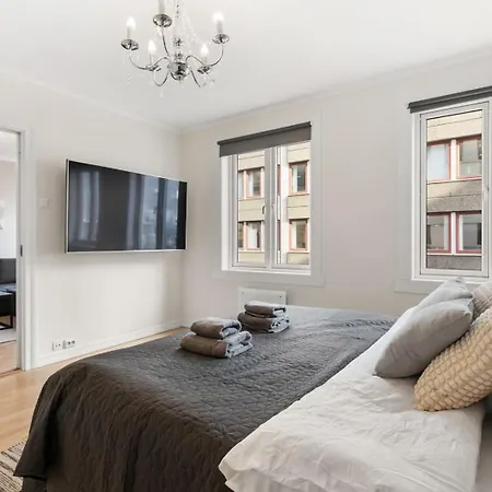 Spacious 5-bedroom In The Middle Of Majorstua * Oslo
